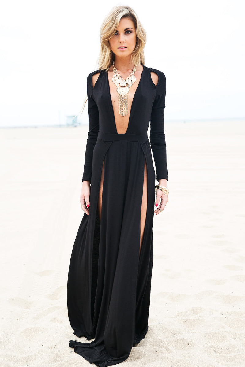 Black V-Neck Maxi Dress With Long Sleeve And Slit